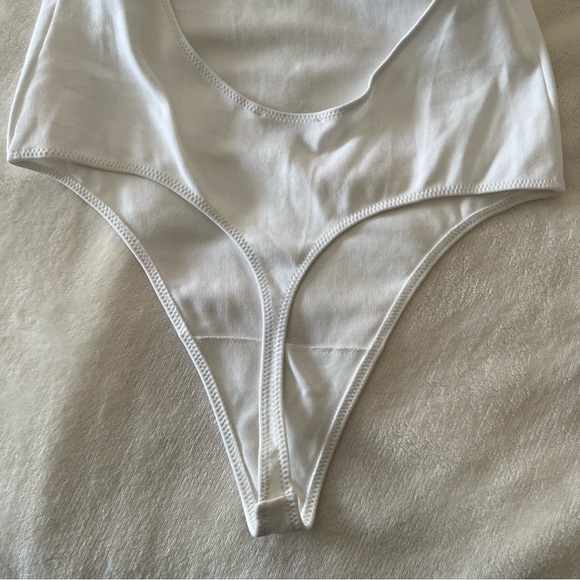 Aritzia Wilfred Marie Bodysuit - Picture 8 of 9